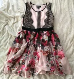 【主役】レースフローラルノースリーブミニワンピース