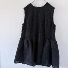 新品　チェスティー　ノースリーブ チュニック ブラック フリル 切り替えのサムネイル