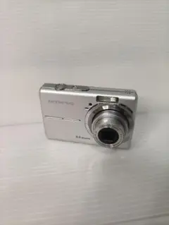 OLYMPUS オリンパス FE-190 シルバー コンデジ デジタルカメラ