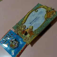 ディズニーリゾート　フォトスタンド&ピンバッチ　ミッキー