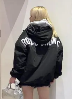 ロデオクラウンズ bicolor hoodedジャケット アウター ユニセックス