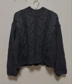 ダークグレー ケーブルニット ハイネックニット 冬服セーター 厚手ニット