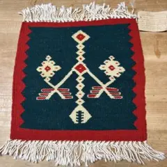 未使用　幾何学模様の小さなラグ