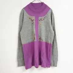 切り替えデザインニット 刺繍入り モックネック パープル グレー M-L