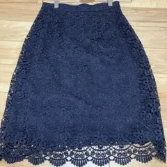 ユニクロ　総レース　膝丈タイトスカート　ネイビー