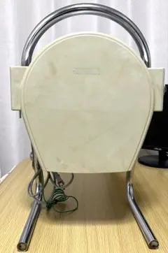 Item thumbnail for item 942505d3-13f3-43cd-ae9d-23bc397cf6e3