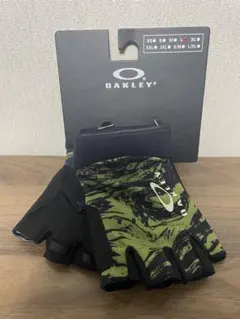 OAKLEYサイクリンググローブのサムネイル