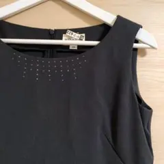 『東京ソワール』リファンネカラーフォーマルノーカラーシャツブラウスサイズ9（M）