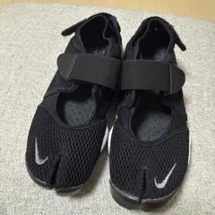 美品　NIKE エアリフト27cm