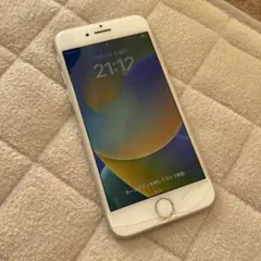 Apple iPhone 8 シルバー 画面ひびあり