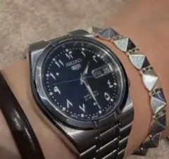 Item thumbnail for item 70c1095e-0f97-48c4-985f-db40082de533