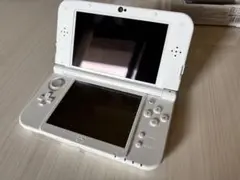 New ニンテンドー 3DS LL パールホワイト　新品同様品