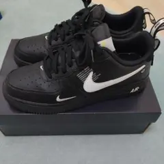NIKE AIR FORCE 1 ブラック 限定デザイン