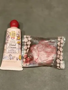 CLASSIC POOH Hand Cream 30g ミニソープ付きのサムネイル