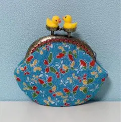 がま口ポーチ　小物入れ　ハンドメイド　和柄ちりめん
