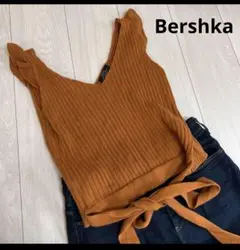 こうちゃん本舗様専用！ベルシュカ　ノースリーブのサムネイル