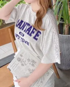 最終お値下げ　(INGNI)袖レースドッキングカレッジロゴTシャツ