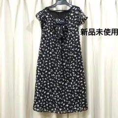 9号　Mサイズ　黒花柄半袖ワンピース　ドレス