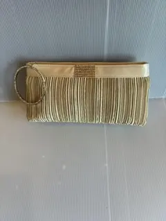 ゴールド プリーツ クラッチバッグ