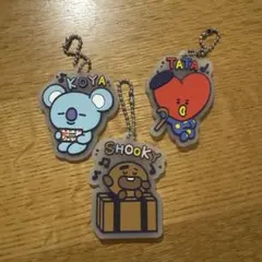 BT21 キーホルダー3個セット