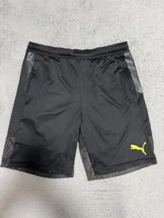 PUMA プーマ　ブラックイエロー　ハーフパンツ M