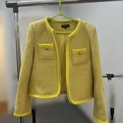 イエロー ノーカラージャケット ツイード風