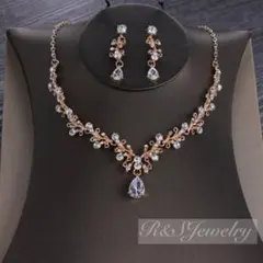 新品2点セット ゴールド ネックレス＆ピアス ブライダルウェディング結婚式