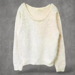 ロディスポット　長袖ニット　ふわもこ　M　ホワイト系　ビジュー　キレイめコーデ