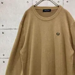 【大人気】フレッドペリー ウール100% ニット M ベージュ ロゴ刺繍のサムネイル