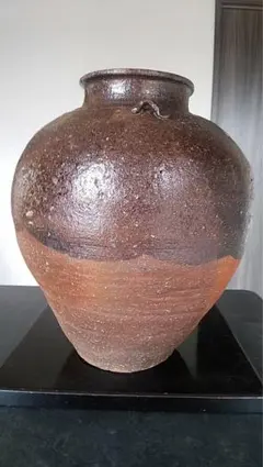 古越前焼　壷　室町時代 室町時代 古備前 壺（1336–1573 CE） | 入蘆花（ロカニイル）