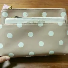 値下げ 新品　ヴィクトリアシークレット　ポーチ