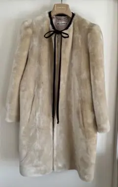 MR. LARKIN フェイクファーコート