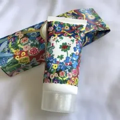 ロレッタ　てんとう虫の午後　ハンドクリーム　lorettaのサムネイル