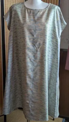 着物リメイク　グレー系 Aライン ゆったり　ロングワンピース