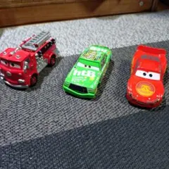 トミカ　カーズ　 ミニカー 3台セット