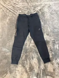Nike ブラック ジョガーパンツ