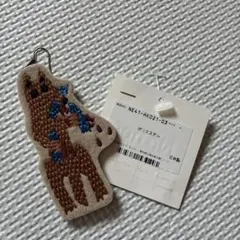 期間限定値下げ⭐︎ネネット　刺繍フェルトピアス(片耳用)のサムネイル