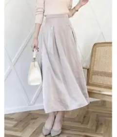 サテン　ロングスカート