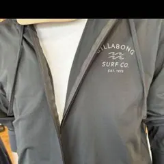 最新！BILLABONG メンズLパーカー 水陸両用ストレッチ素材・UVカットのサムネイル