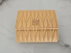 値下げしました！美品 キルティング 三つ折り財布 イエロー