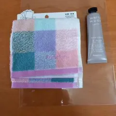 Francfranc タオルハンカチ 抗菌防臭とハンドクリームのサムネイル