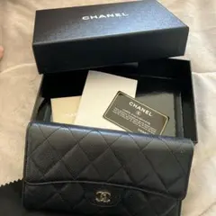 CHANEL ブラックレザー 長財布 認証カード付き