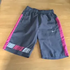 NIKE ハーフパンツ キッズ140～150cm