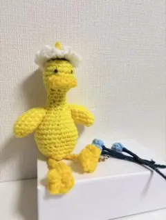 ほっこり帽子のひよこ　ハンドメイド編みぐるみ あみぐるみ