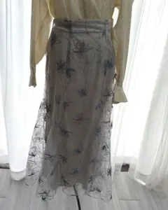 花柄刺繍 ロングフレアスカートのサムネイル