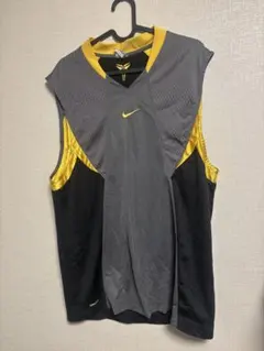 NIKE（ナイキ） バスケットボール　ノースリーブ　タンクトップ