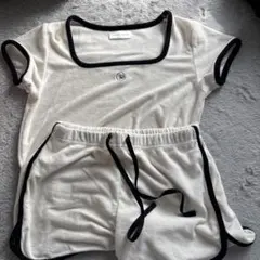 ホワイトルームウェアセット（Tシャツ＆ショートパンツ）　スナイデルホーム