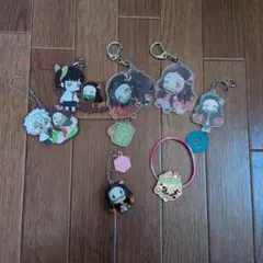 鬼滅の刃 アクリルキーホルダー 8個セット
