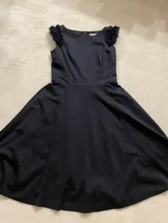 TOCCA　肩フリルレース　膝丈フレアワンピース　ネイビー　サイズ0 ドレス