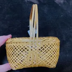竹細工竹籠手つきカゴ 中小 バスケット竹かご 花籠 昭和レトロ 工芸品